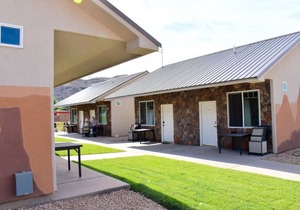 Bunkhouse 8B In Natural Setting