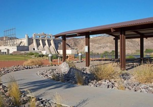 Desert Oasis In The Heart Of Laughlin! 4 Stylish Units for Families On A Budget!