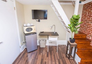 Downtown San Diego Studio for 2!