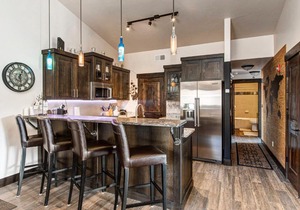 Luge Lane Luxury Living #2402