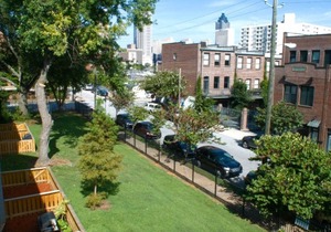 New 2BR, Sleeps 4 with Dog Park Area