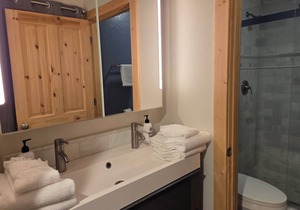 Snowcreek Resort Vacation Rental 201