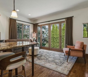 Columbia Cliff Villas 