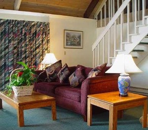 Oyster Bay Inn Suites 