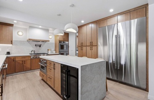 Valley Glen House | ৎ୭LA-LA Landৎ୭ Hot tub, Game room & More