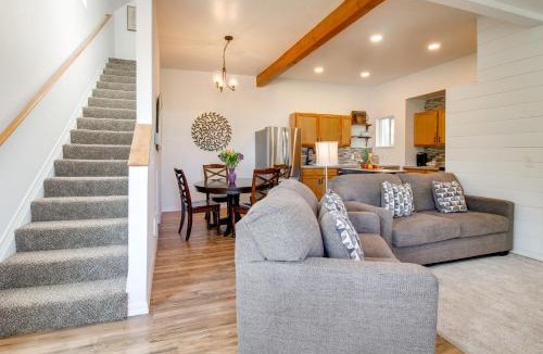 Coos Bay Apartment | 1 Mi to Dtwn Coos Bay: Sleek Apt w/Deck & Views!