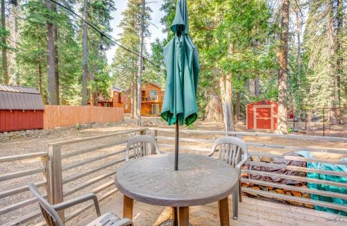 Tahoma House | 1 Mi to Lake Tahoe: Rustic Cabin w/Boat Dock