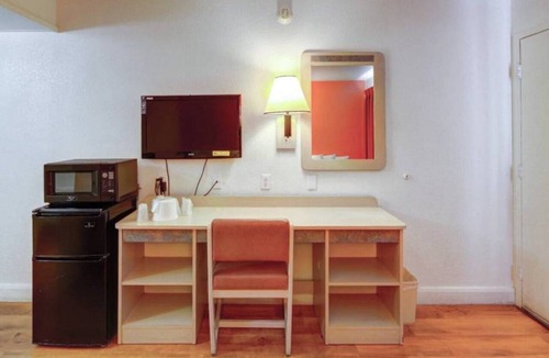 St. George Apartment | 1 Queen Bed|Non-Smoking