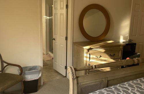 Enterprise House | 10 minutes from the Airport, Stadium, and Strip!