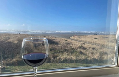 Moclips House | 100 Steps to the Beach, Amazing Views and Sunsets