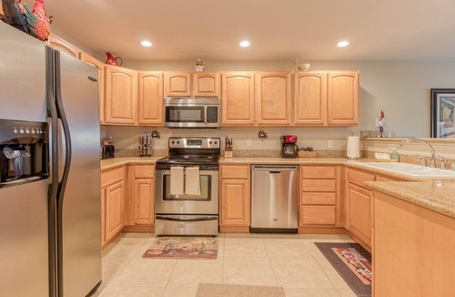 Westport Condo | 1023 - Happiness comes in waves