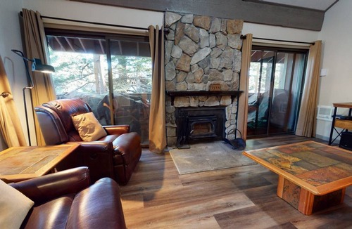 Mammoth Lakes Condo | 107 m² Condo ∙ 1 bedroom ∙ 6 guests