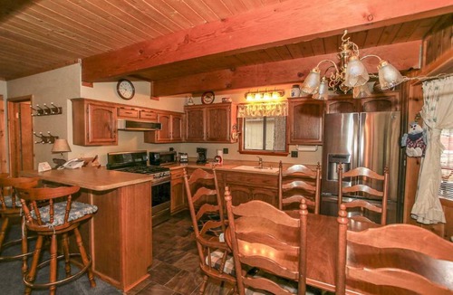 Big Bear City House | 110 m² House ∙ 2 bedrooms ∙ 6 guests