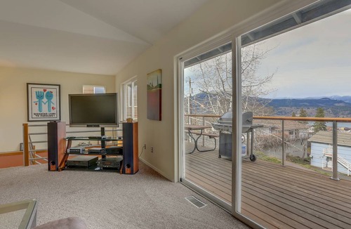 Hood River House | 135 m² House ∙ 3 bedrooms ∙ 6 guests