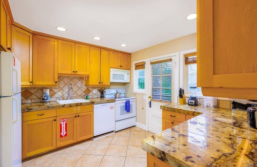 Historic Tennis Club House | 15% Off May -Beautiful Cabana W/Private Pool