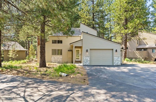 Overlook Park House | 173 m² House ∙ 4 bedrooms ∙ 10 guests