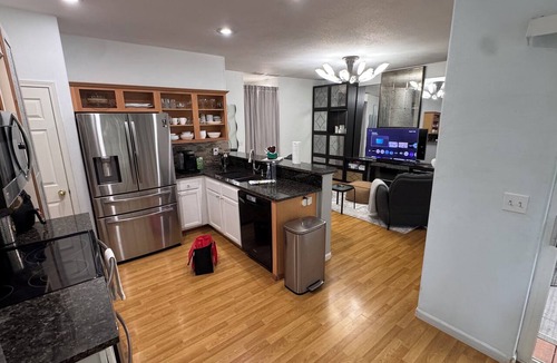 Hillsboro House | 2 BDRM HOUSE near Intel, Nike, Sea Side, Mall, PCC