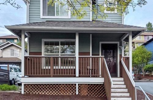 Mount Baker House | 2 Bedroom Home 5 Minutes from ID, Capitol Hill