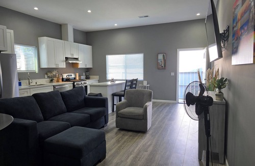 Stockton House | 2 bedroom house in peaceful San Diego