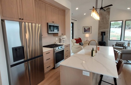 New Harmony House | 2-bedroom house in serene New Harmony with Zion views