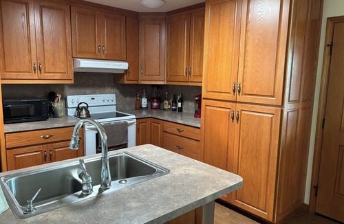 Lakeside House | 2 bedroom Lakeside house. Dunes a ride away! Lake within view of front door.
