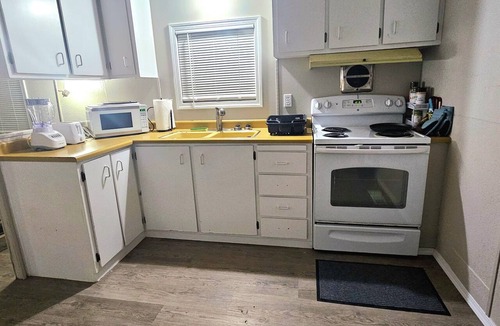Naches House | 2-bedroom mobile home in welcoming Naches country area