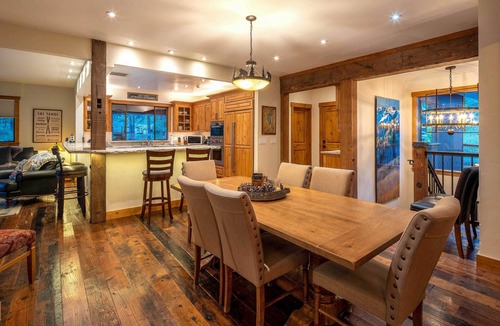 Incline Village House | 2 Blocks to Lake Tahoe! Group Gem w/ Hot Tub