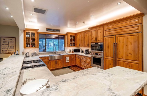 Incline Village House | 2 Blocks to Lake Tahoe! Group Gem w/ Hot Tub