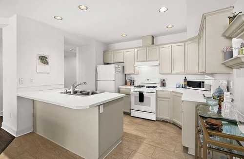 Old Town Condo | 2 King Suites in Old Town, Bay Views, Patio/Garage