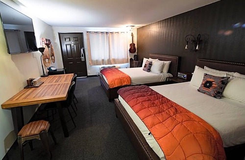 Orchard District Hotel | 2-Star Hotel ∙ Campfire Hotel