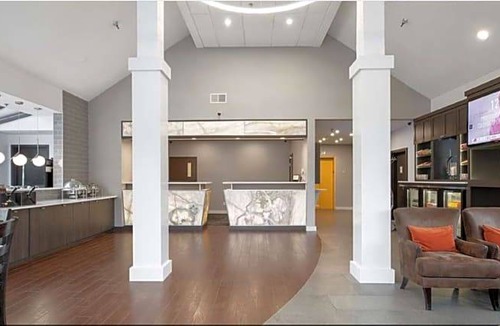 Wilsonville Hotel | 2-Star Hotel ∙ Best Western Plus Parkway Inn