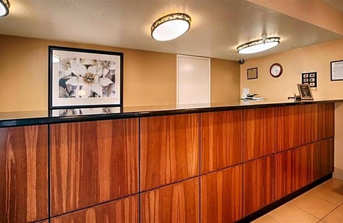 Fairfield Hotel | 2-Star Hotel ∙ Best Western Cordelia Inn