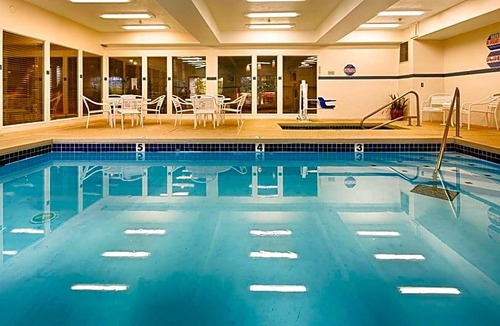 Albany Hotel | 2-Star Hotel ∙ Best Western Plus Prairie Inn