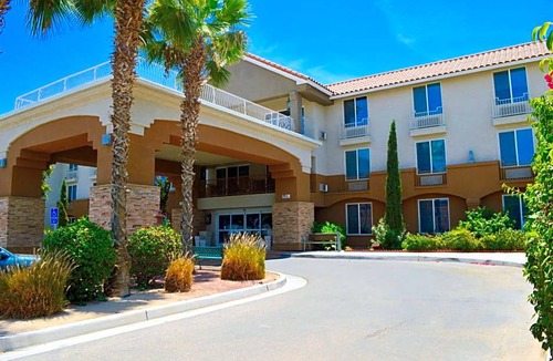 Calexico Hotel | 2-Star Hotel ∙ Holiday Inn Express Calexico, an IHG Hotel