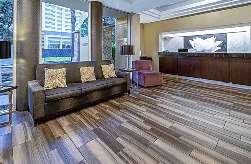 Anaheim Resort Hotel | 2-Star Hotel ∙ La Quinta by Wyndham Anaheim