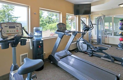 Cascade Locks Hotel | 2-Star Hotel ∙ Best Western Plus Columbia River Inn
