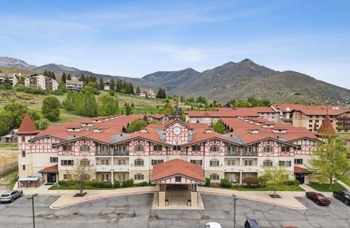 Zermatt Condo | 2070 | Newly Remodeled Double Queen Suite Near Park City