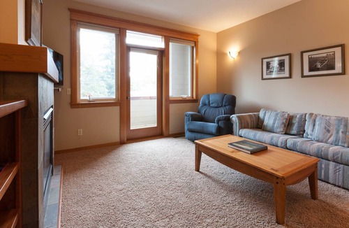 Hood River Condo | 212 m² Condo ∙ 3 bedrooms ∙ 6 guests