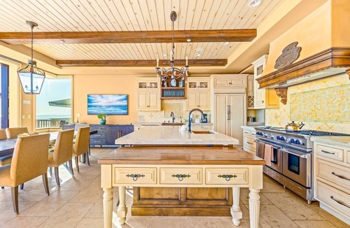 Mussel Shoals House | 25%Off Aug 19&20 On The Sand, Ocean Views, Jacuzzi