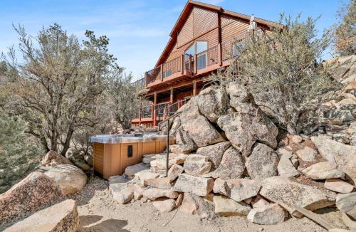 Castle Glen Estates House | 2606-View on the Rocks