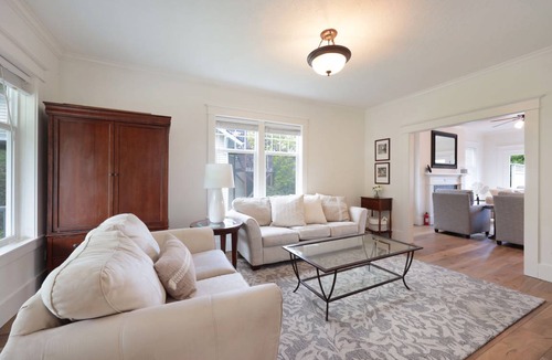 Hood River House | 285 m² House ∙ 4 bedrooms ∙ 8 guests