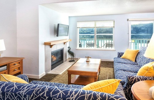Adelma Beach Resort | 2BR Loft at WorldMark Discovery Bay – Marina Views, Pools & Coastal Escape