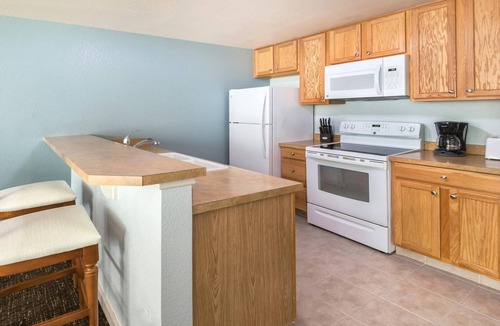 Adelma Beach Resort | 2BR Loft at WorldMark Discovery Bay – Marina Views, Pools & Coastal Escape