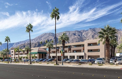 Old Las Palmas Apartment | 2BR Oasis Retreat w/Resort Amenities & Pool