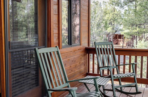 Torreon Cabin | 3 bed/2 bath Nest on North Rim in Torreon