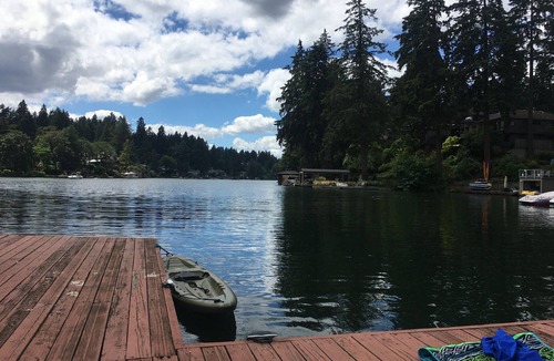 Lakewood Condo | 3-bed vacation condo on Lake Oswego with backyard, WiFi, AC, parking
