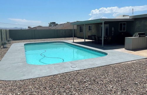 Lake Havasu City House | 3 bedroom 2 bath Pool home