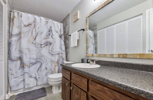 Auburn House | 3 bedroom Auburn River Home