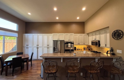 Gilroy House | 3-bedroom house in charming Gilroy neighborhood