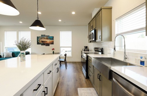 Santee House | 3-bedroom house in welcoming Santee with AC